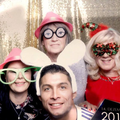 WBG-Einheit Erfurt – Fotobox Gruppenbild mit Ball und Event-Accessoires