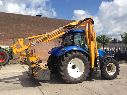 Hemos ORCA gemonteerd op New Holland T6.160. De eerste ORCA gemonteerd aan een 4 cilinder tractor. Geleverd aan Roy Besseling, Hem. September 2014