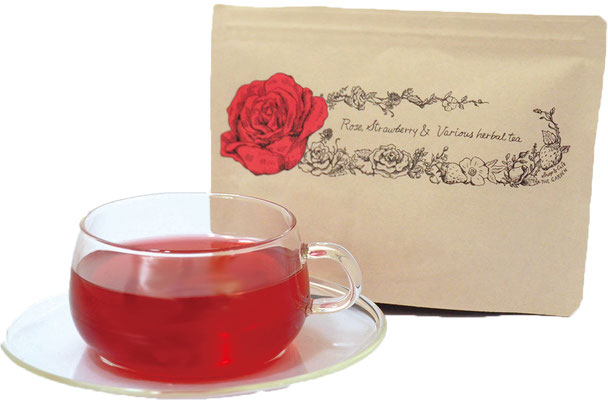 ローズと苺のバラ色ハーブティー