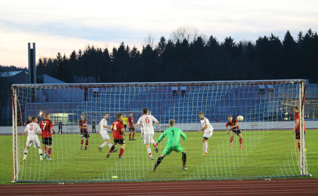 Stefan Vogt erzielt das 2:0.