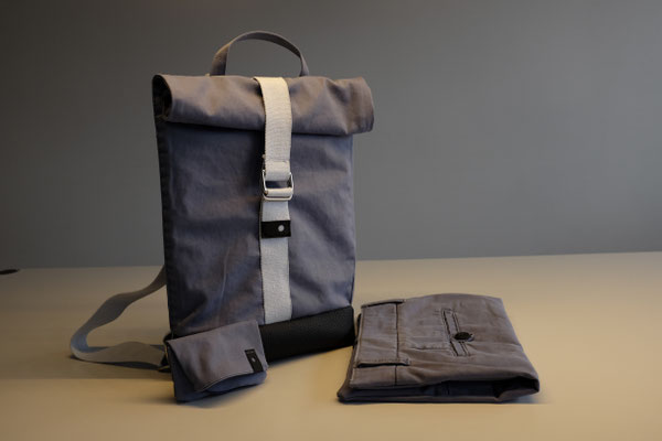 Auftragsarbeit Wickeltasche (Chinos-Recycling)