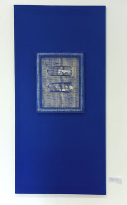 Sigi Zbiek  - Komposition Blau X -     Acryl auf und mit Textil   156 x 75 cm