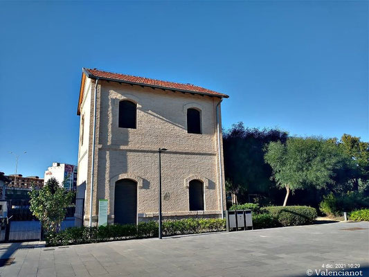  Alquería (Oficinas del Parque). 