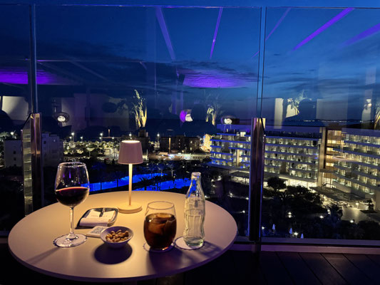 Rooftop-Bar