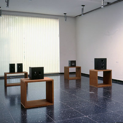 Ausstellungsansicht Arbeiten im Kabinett, Kunsthalle Wilhelmshaven, 1998