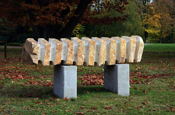 Radiator, 2011, Ibbenbürener Sandstein, 55x225x60 cm