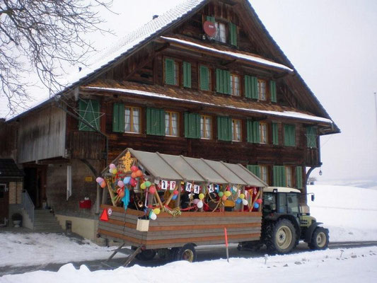 Kaffeehalt bei Familie Hofer