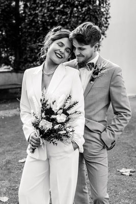 Hochzeitsfotograf Leipzig: emotionale Hochzeitsreportage mit Brautpaar am Hochzeitstag