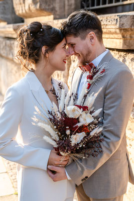 Hochzeitsfotograf Leipzig: emotionale Hochzeitsreportage mit Brautpaar am Hochzeitstag