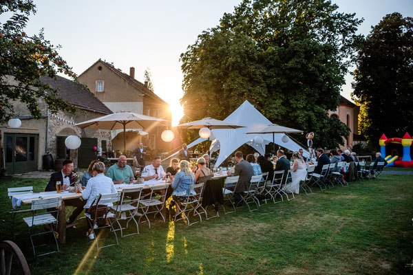 Hochzeitsfotografie zwischen den Programmpunkten – authentische, emotionale und lebendige Hochzeitsfotos