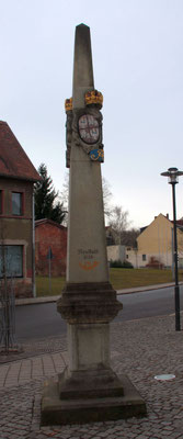 Distanzsäule Neustadt/ Orla, E.-Thälmann-Str.
