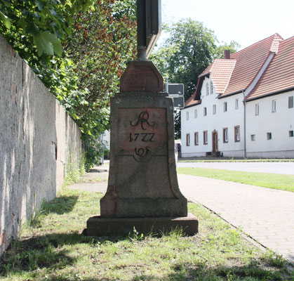 Viertelmeilenstein Pomßen