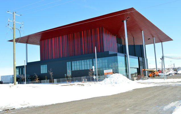 Futur Musée de l'Histoire et de l'Industrie qui ouvrira cet été, situé sur les berges du Saint-Laurent