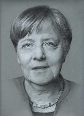 Die Kanzlerin, DIN A4, Farbstift auf Tonpapier (2022)