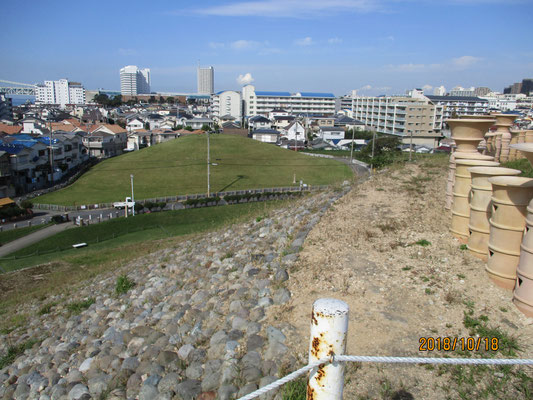 五色塚古墳からの小壷古墳