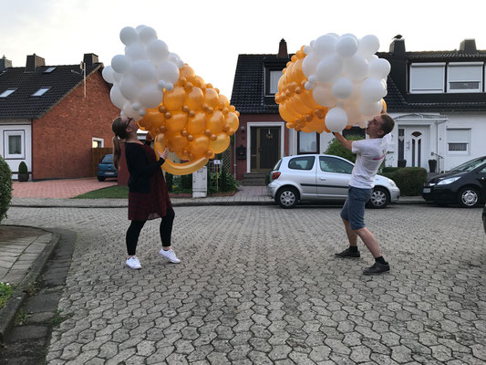 Bierkrug aus Luftballons 