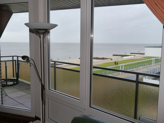 Der Meerblick direkt auf den Strand von Duhnen und den Weltschifffahrtsweg