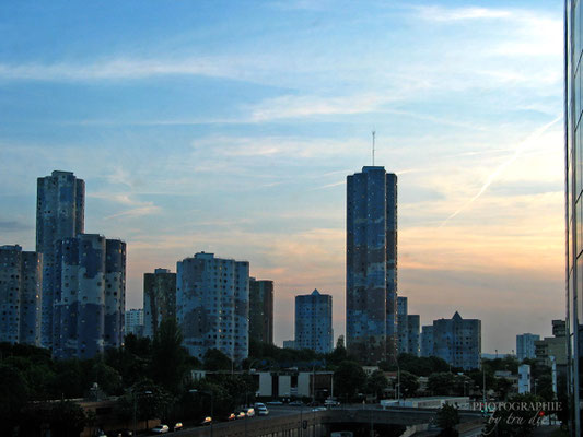 Bild: Wolkenkratzer im Viertel La Défense