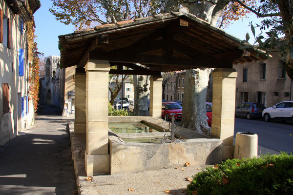 Bild: Fontaine Lavoir Saint Gilles, Pernes les Fontaines 