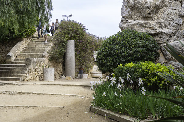 Bild: Passeig Arqueològic entlang der Stadtmauer in Tarragona 
