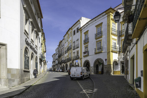 Bild: Praça do Giraldo in Évora 