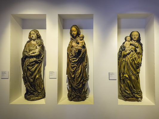 Bild: Skulpturen im Musée de l'Œuvre Notre-Dame in Strasbourg