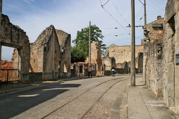 Bild: Gedenkstätte des Massaker von Oradour sur glane  