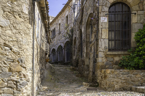 Bild: Innerhalb der mittelalterlichen Vila Vella in Tossa de Mar 