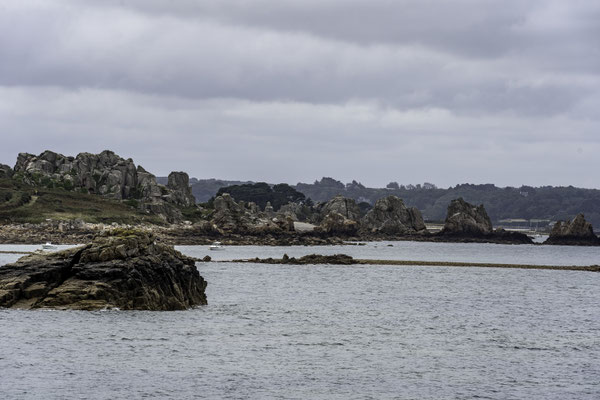 Bild: Das Umfeld der Maison le Gouffre, Bretagne 