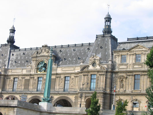 Bild:  Bootsrundfahrt auf der Seine in Paris 