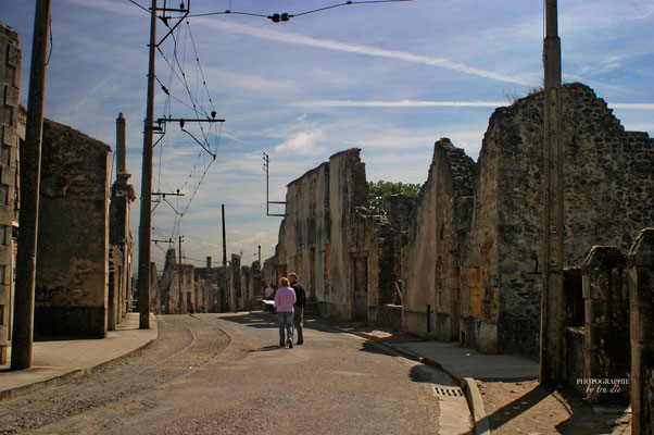 Bild: Gedenkstätte des Massaker von Oradour sur glane  