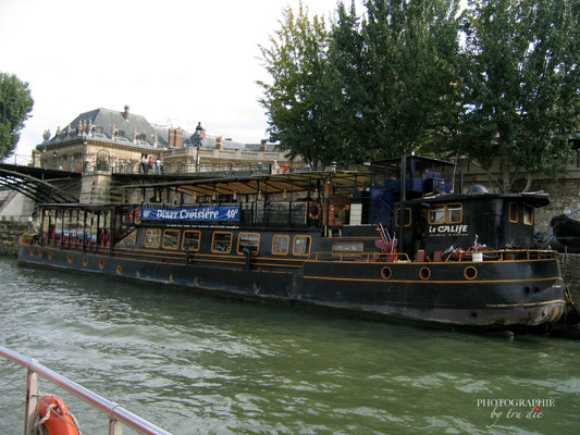 Bild: Bootsrundfahrt auf der Seine 