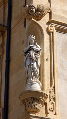 Bild: Figur an Hauswand in Aix-en-Provence