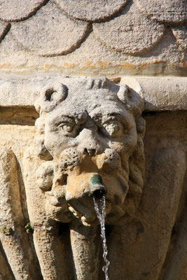 Bild: Fontaine Reboul, Pernes les Fontaines 