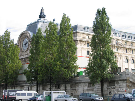 Bild:  Bootsrundfahrt auf der Seine am Musée d´Orsay