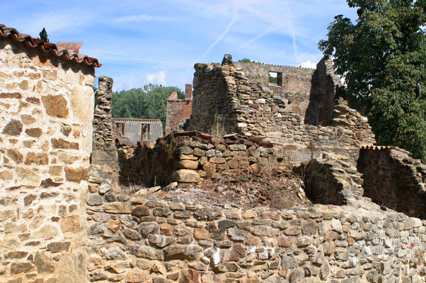 Bild: Gedenkstätte des Massaker von Oradour sur glane 