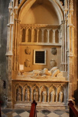 Bild: Sépulture de Benoit XII Pape de 1334 à 1342 in der Cathédrale Notre Dame des Domes in Avignon