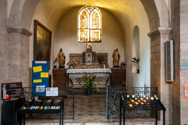 Bild: Nyons mit Église Saint-Vincent im Département Drôme  