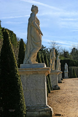 Bild: Château de Versailles mit Schlossgarten 