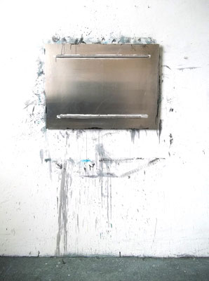 „o.T.“, Wandmalerei, Aluminium, Ausstellungsansicht, „maze“, WUK, Wien, 2014
