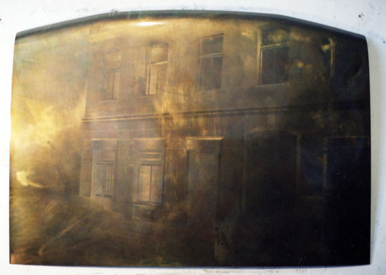 "Lackierergasse", 140x125cm, Motorhaube, Metallschliff, Transparentfarbe, Einbrennlackierung, 1996