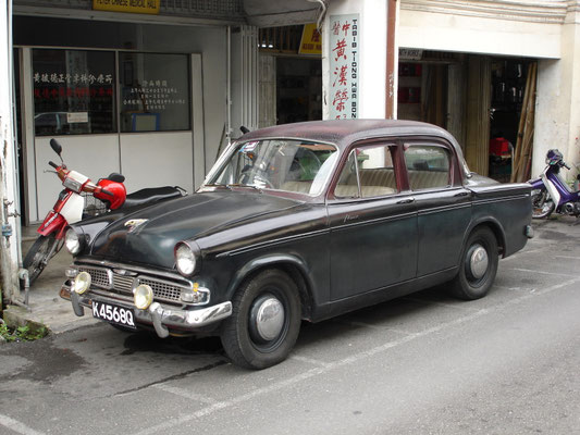 Kalimantan (Borneo): dieser Hillman Minx Series IIIa fuhr 2005 noch als Alltagswagen