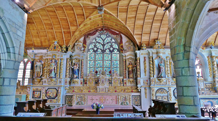 Sainte-Marie-du-Ménez-Hom, Kirche in der Bretagne, Finistère, Altar