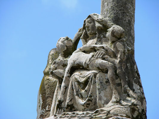 Die Kirche Notre Dame de Tronoën und der Calvaire, Pays Bigouden, Finistère, Bretagne