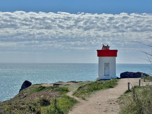 Plouhinec, Pors Poulhan, Wanderung, Küste Cap Sizun, Bucht von Audierne, GR 34, Leuchtturm