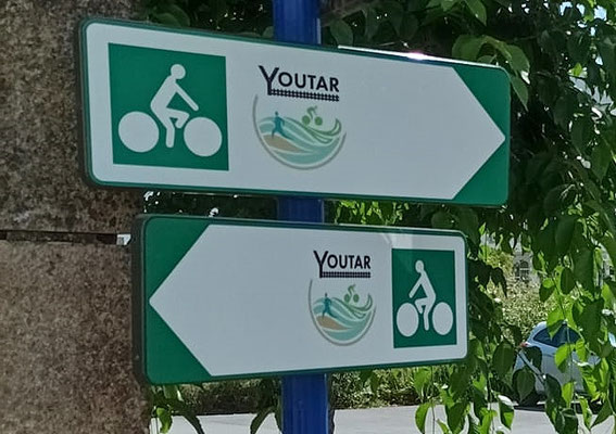Fahrradweg Youtar, von Audierne nach Pors Péron, Cap Sizun, Hinweisschilder