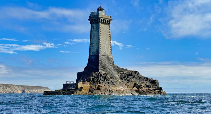 La Vieille, die alte Dame, Leuchtturm vor der Pointe du Raz, Cap Sizun
