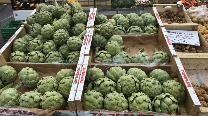 Szenen vom Markt in Audierne, Cap Sizun, Finistère, Bretagne
