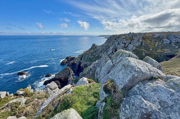 Die Pointe du Van mit der Chapelle de Saint They, Cap Sizun, Bretagne