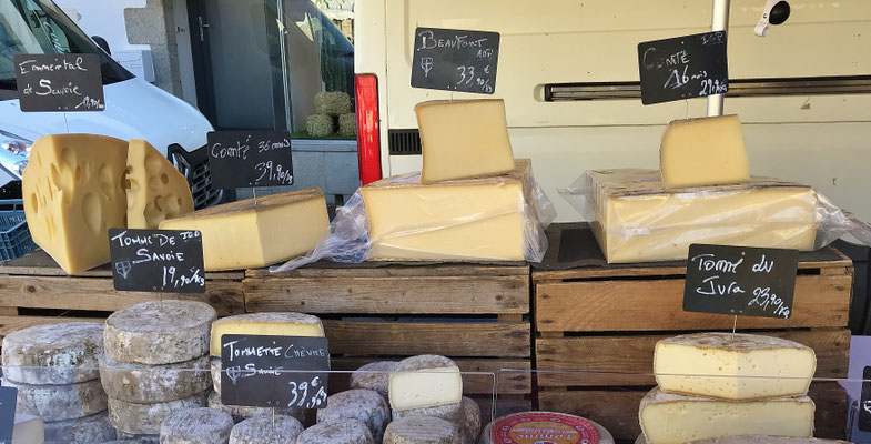 Markt am Donnerstag in Pont l' Abbé, Pays Bigouden, Bretagne